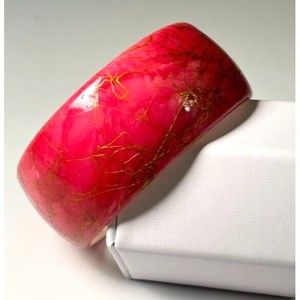GORGEOUS Vintage Bright Pink and Metallic Gold Lucite Bangle Bracelet